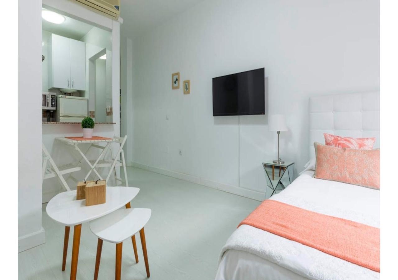 Lovely Studio At The City Heart! Málaga Buitenkant foto